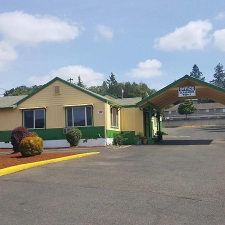 Safari Inn Motel Winston Экстерьер фото