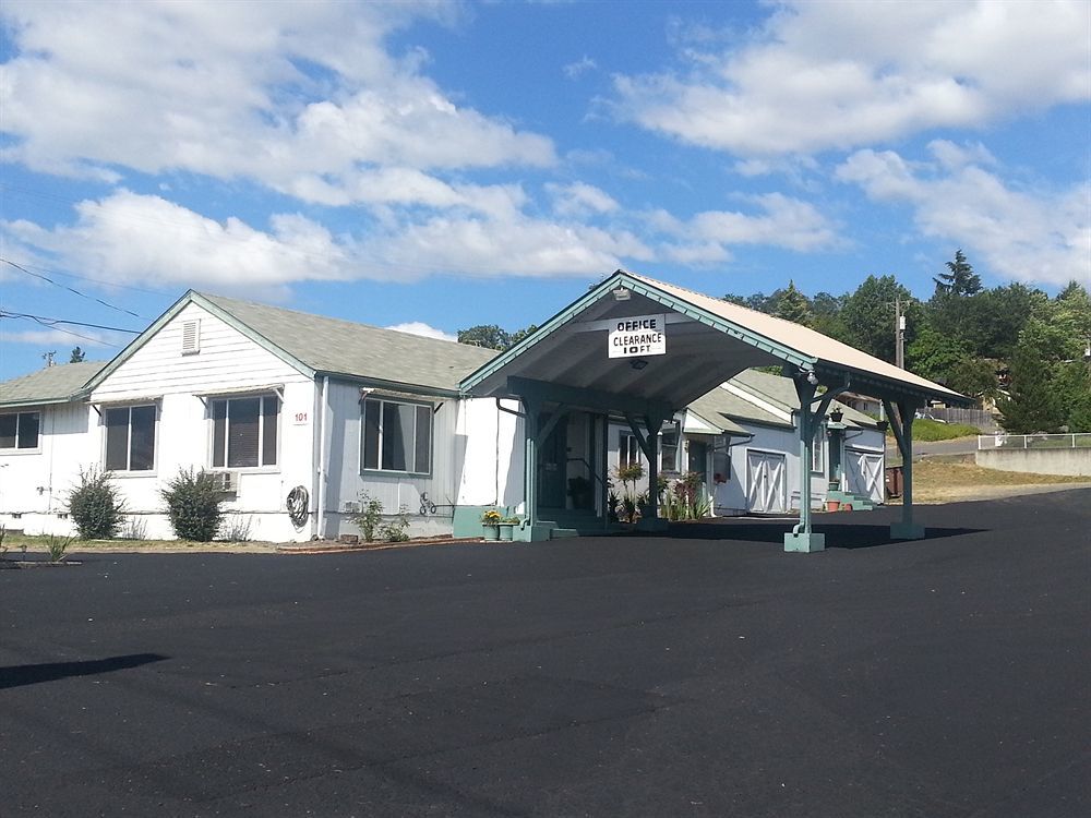 Safari Inn Motel Winston Экстерьер фото