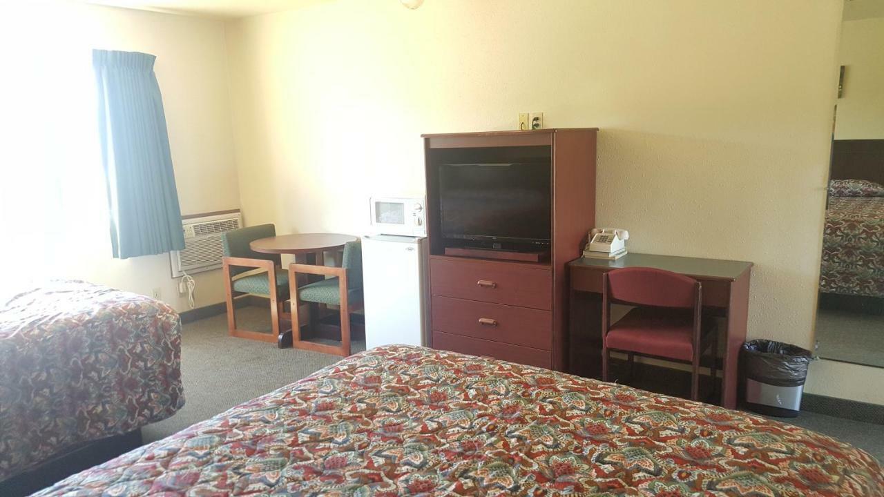 Safari Inn Motel Winston Экстерьер фото